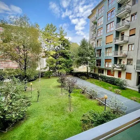 Luxury 1 Bedroom Apartment, Close To San Siro, Fiera And 10 Min Metro To Duomo Apartamento Milão