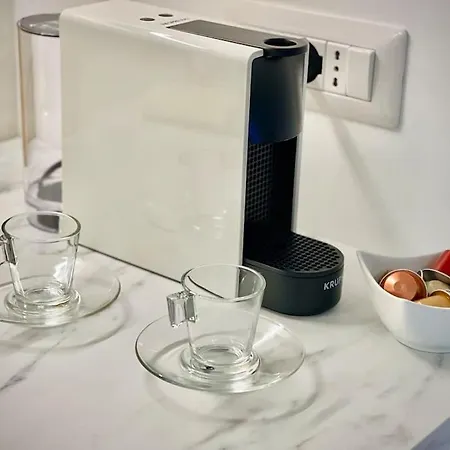 Luxury 1 Bedroom Apartment, Close To San Siro, Fiera And 10 Min Metro To Duomo Apartamento Milão
