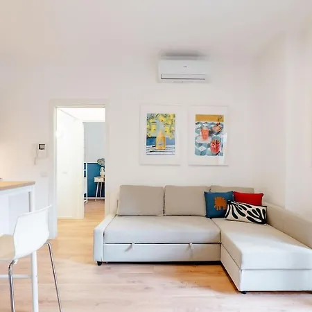 Luxury 1 Bedroom Apartment, Close To San Siro, Fiera And 10 Min Metro To Duomo * Milão